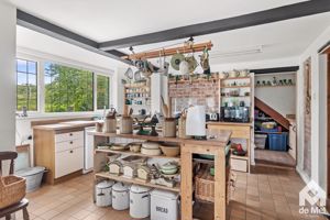 Photo 21- click for photo gallery